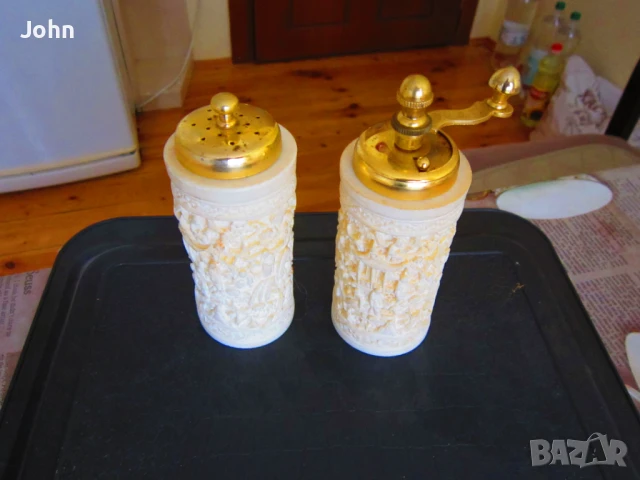 Луксозна Солница и Мелница за Черен Пипер Италия, снимка 5 - Аксесоари за кухня - 50566697