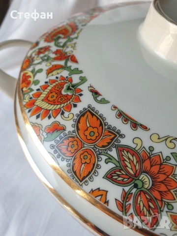 Порцеланов супник Изида, снимка 2 - Антикварни и старинни предмети - 54271167