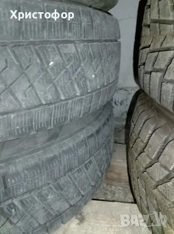 4бр. зимни гуми lassa с железни джанти 195/70R15 C, снимка 5 - Гуми и джанти - 56202645