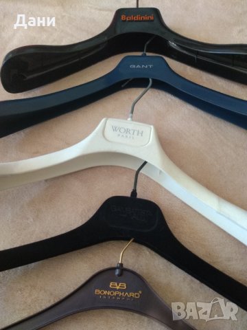 Закачалки Lanvin, Baldinini , John Galliano, Armani ,  Giambattista Valli, снимка 9 - Други - 31929816