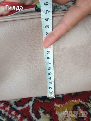 автентична чанта Prada, снимка 16 - Чанти - 56007497