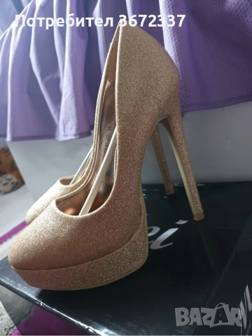 Ток на платформа цвят шампанско , снимка 2 - Дамски обувки на ток - 54236048