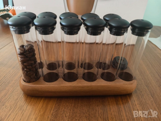 Стъклени колби за съхранение на единични дози кафе на зърна, заедно с дървена поставка (Single Dose), снимка 2 - Кафемашини - 54096322