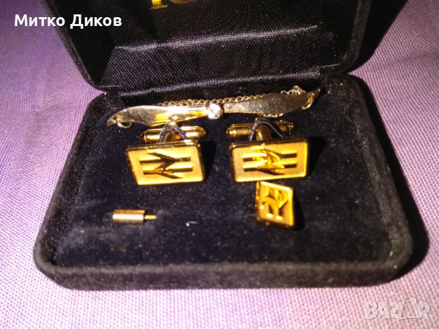 Tie Rack plated -маркови позлатени ръкавели бутонели копчета за риза и игли два броя за вратовързка , снимка 2 - Сватбени аксесоари - 38382046