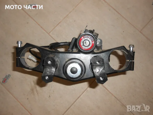 Трипътник за Kawasaki Z 750 /с дефект (2010), снимка 1