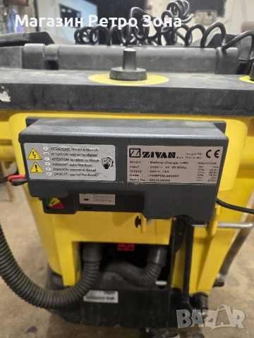 Подопочистващ автомат Karcher BR 40/25 , снимка 8 - Друго търговско оборудване - 52266616