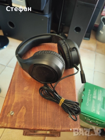 🎧Геймърски слушалки ST-A1100 В отлично техническо и визуално състояние.