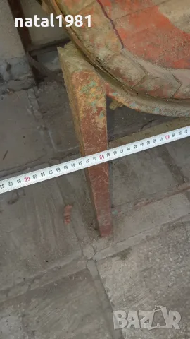 Дървено буре със стойка, снимка 5 - Бидони, бурета и бъчви - 56153582