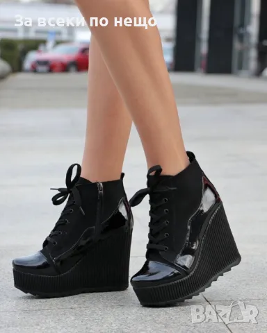 Дамски Черни Боти На Платформа С Връзки - Лак, Велур Код D1896, снимка 1