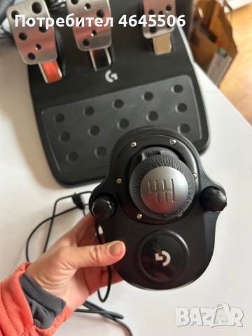 Волан с педали и скоростен лост Logitech - G923, PS4/PS5/PC, черен, снимка 4 - Аксесоари - 52342679