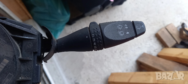 Лостче за чистачки Ford Focus I комби