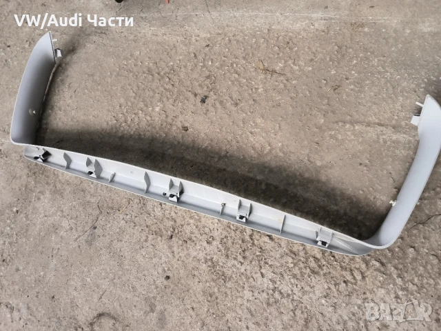 Кора заден капак багажник за Голф 5 Volkswagen Golf 5 1K6867603, снимка 2 - Части - 50662669