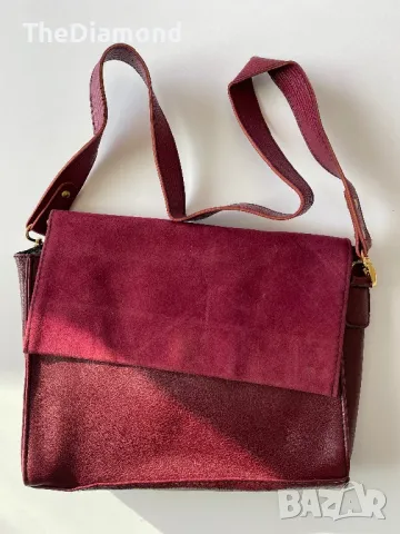 Полукожена червена дамска чанта (кадифе)