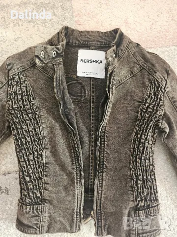 Късо дънкено якенце Bershka, снимка 7 - Якета - 48913196
