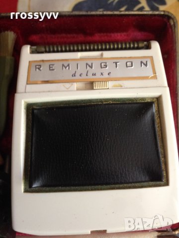 Стари самобръсначки remington-2бр, снимка 3 - Други ценни предмети - 29688364