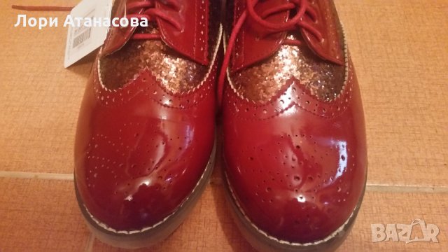 Дамски ежедневни обувки от червен лак с връзки , снимка 2 - Дамски ежедневни обувки - 30539177