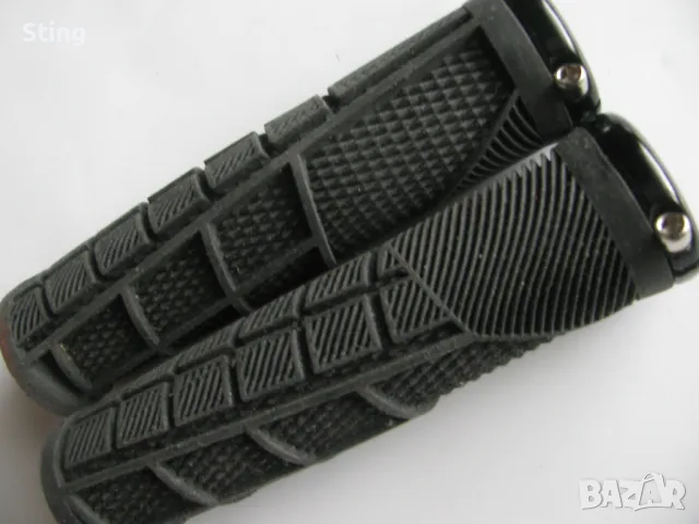 Грипове  за    Кормило  -  Качествени, снимка 1