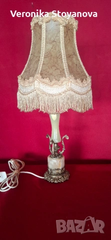 Настолна лампа