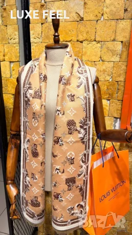 Louis Vuitton ⚜️Дамски Шалове , снимка 3 - Шалове - 56327706