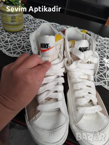 Оргинални кецове Nike Blazer Mid 77, снимка 6 - Кецове - 55728302