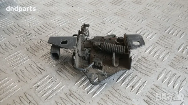Брава преден капак VW Passat 2000 Volkswagen Passat (B5; B5.5) (1996-2005)