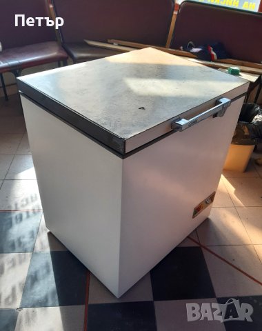 Продавам хоризонтален фризер-ракла марка Candy 200L, снимка 2 - Фризери - 44313919