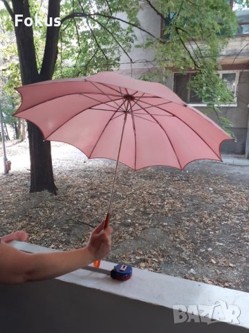 Стар антикварен чадър