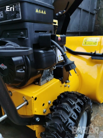 Роторен снегорин Stiga Snow Fox, снимка 7 - Градинска техника - 52379350