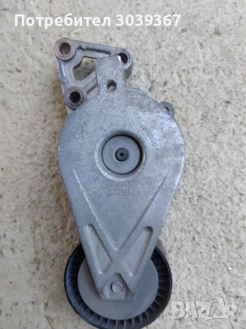 Обтегач за пистов ремък Голф 4 ( Golf IV), снимка 2 - Части - 51595271