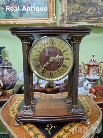 Прекрасен антикварен немски каминен часовник 