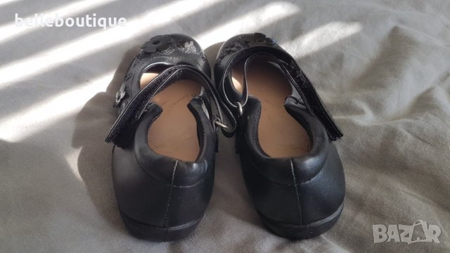 Елегантни обувки тип пантофки Marks & Spenser 29 номер, снимка 2 - Детски обувки - 42318125