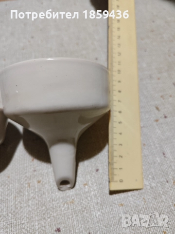 Фуния на Бюхнер -порцеланови, снимка 5 - Лаборатория - 52006005