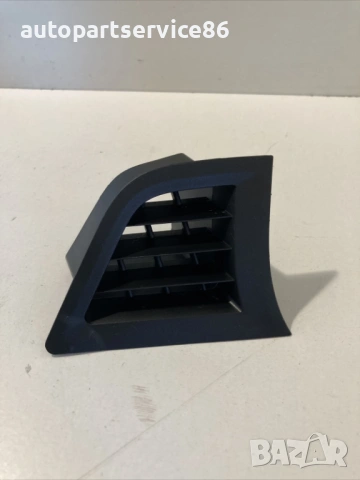 Вентилационен отвор за предна дясна страна за Subaru Outback 2.0D (2010) 66115AJ000