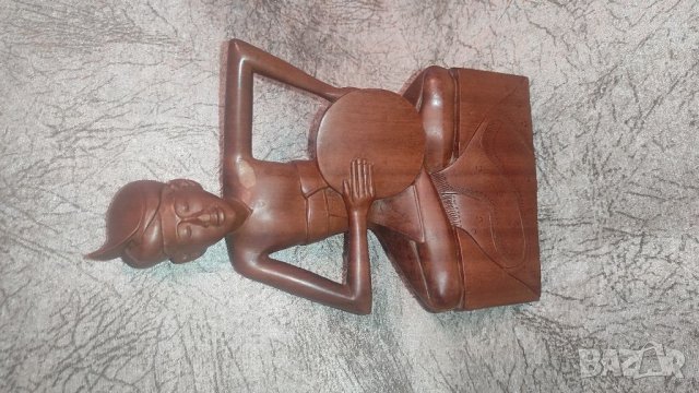 Статуетка дърворезба, снимка 1