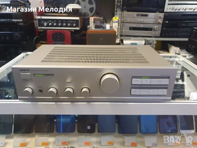Усилвател ONKYO A-8420 В отлично техническо и визуално състояние., снимка 2 - Ресийвъри, усилватели, смесителни пултове - 49190082