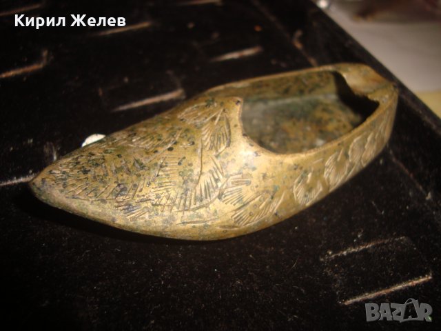 СТАР БРОНЗОВ ЧЕХЪЛ - ПЕПЕЛНИК РЪЧНО МАЙСТОРСКИ ИЗРАБОТЕН и ОРНАМЕНТИРАН ХУДОЖЕСТВЕНО с КАЛЕМ 15418, снимка 3 - Колекции - 34339632