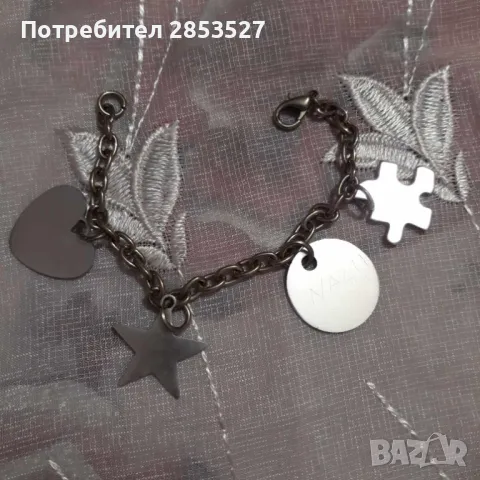 Сребриста Гривна с висулки, снимка 1