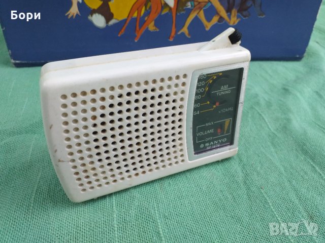 SANYO RP-1270 Радио, снимка 6 - Радиокасетофони, транзистори - 34168789