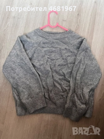 Блузи и тениски на цена от 5лв повечето размери 12;13;14 годишни или xs-s