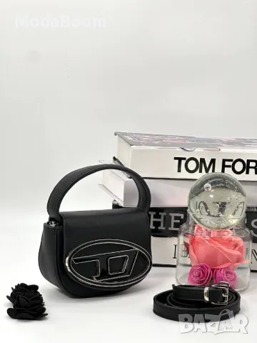 Diesel дамски чанти различни цветове , снимка 10 - Чанти - 48132013