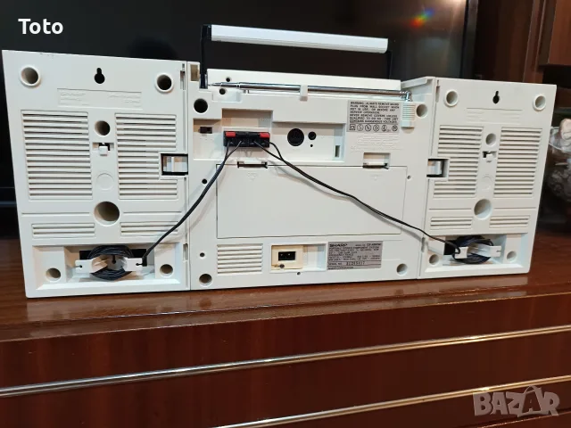 Радиокасетофон SHARP GF A1, снимка 2 - Радиокасетофони, транзистори - 56272727