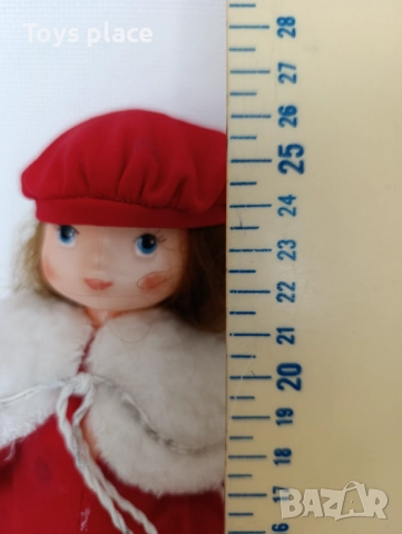 Стара кукла от соца Червената шапчица , снимка 6 - Колекции - 51709024