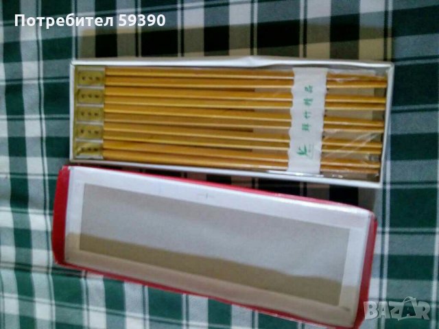 Бамбукови пръчици за хранене в стилна опаковка