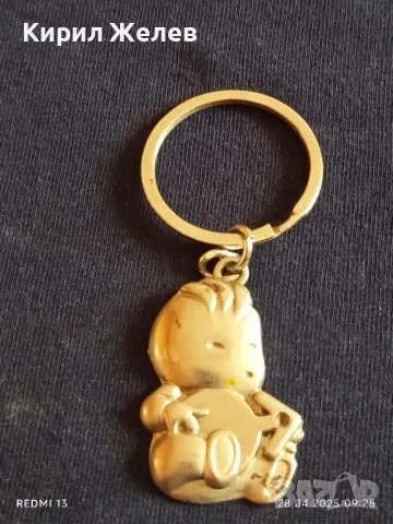 Красив ключодържател Бебе метален подходящ аксесоар за раници 26435