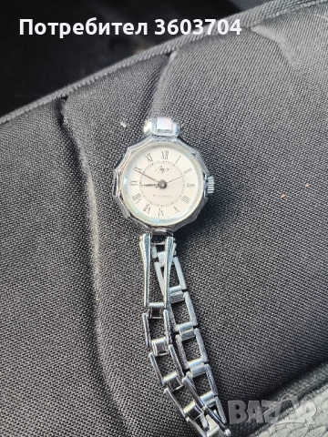 дамски часовник Луч, снимка 4 - Антикварни и старинни предмети - 51862969