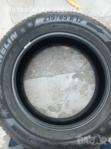 Продавам 4бр. гуми зимни 215 65 17