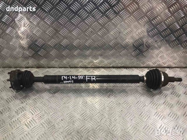 Предна дясна полуоска VW Golf 4,1.4i,1999г.