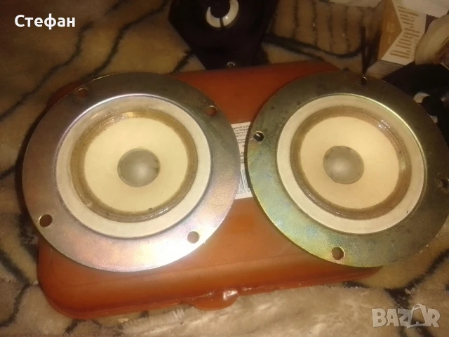 средно честотни говорители JVC