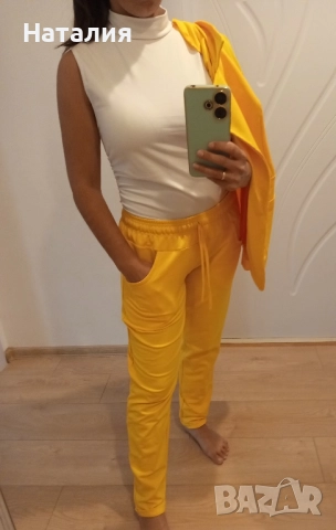 Жълт комплект НОВ, снимка 2 - Спортни екипи - 51538026