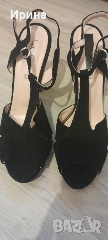 Елегатни дамски обувки